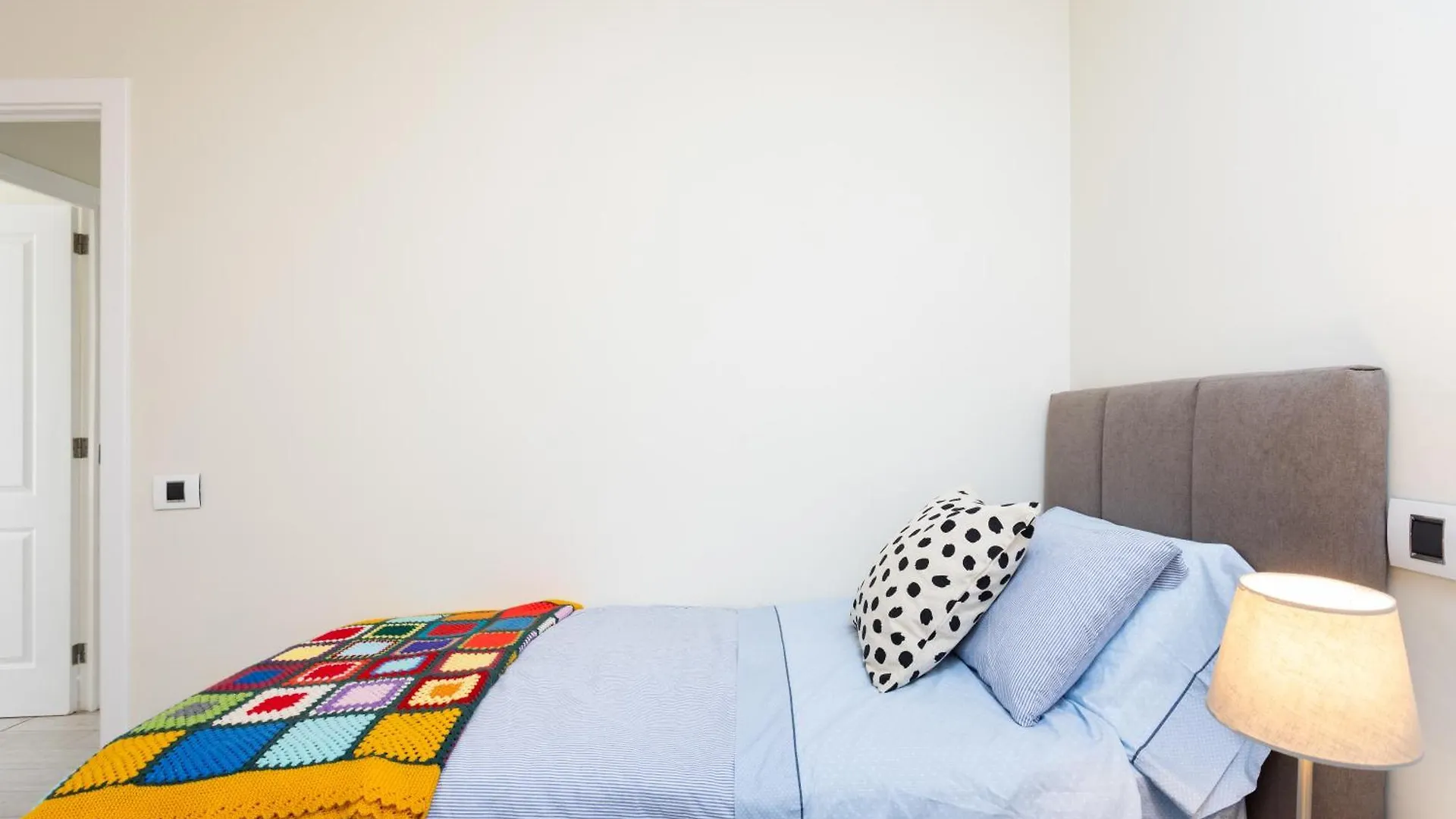 Home2Book Bright Apt & Communal Pool Santa Cruz Espagne